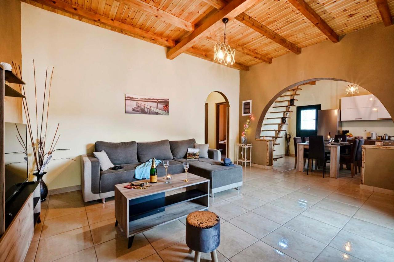 Elizabeth Country House Agios Matthaios  Екстер'єр фото